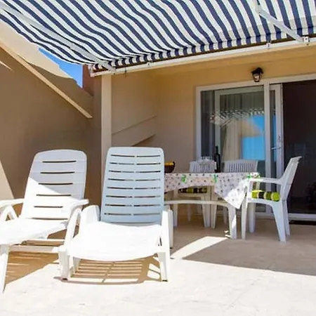 Viktorija Appartement Seget Vranjica