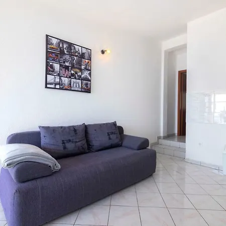 Viktorija Appartement Seget Vranjica